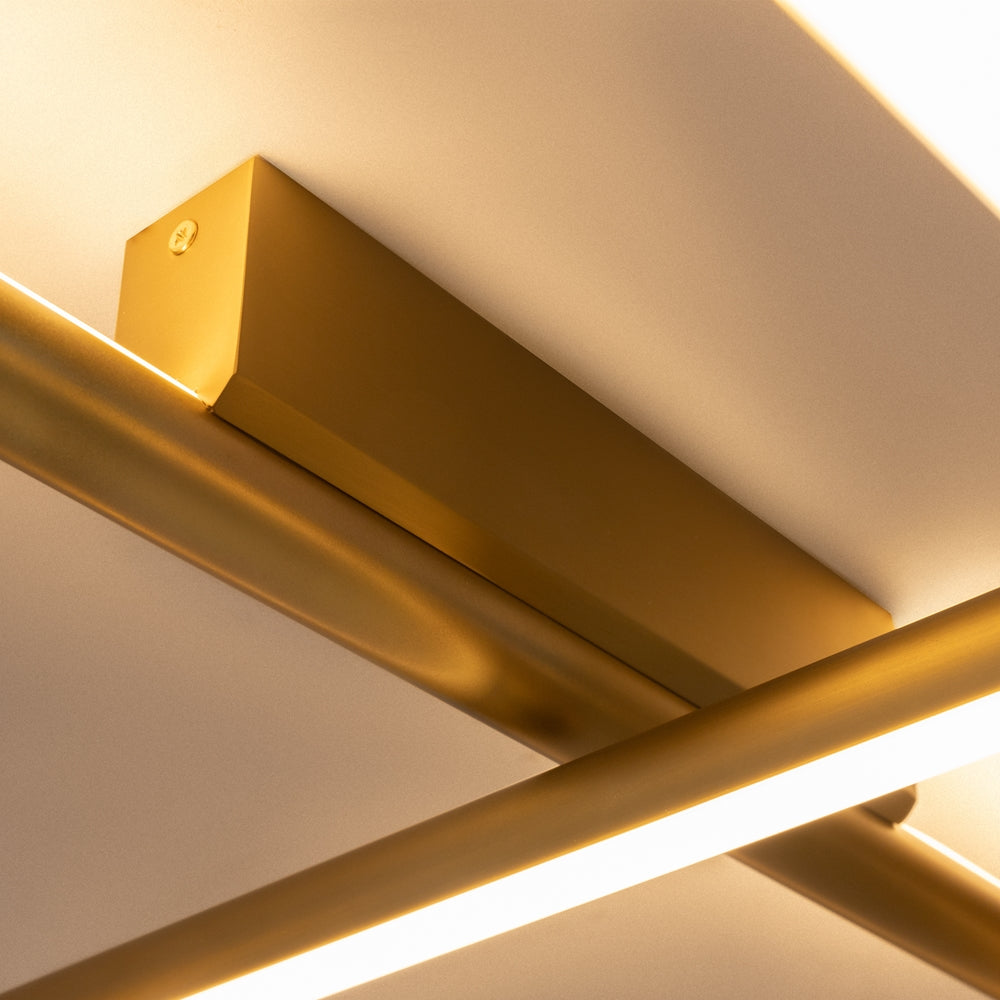 Plafonieră Maytoni Radiance: Eleganță Modernă, Auriu Satinat