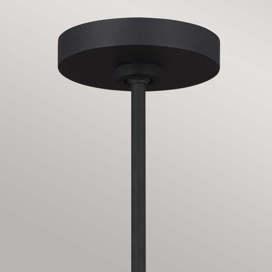 Candelabru Jax – 10 becuri, design Starburst Art Deco, Finisaj Midnight Black cu accente Burnished Brass